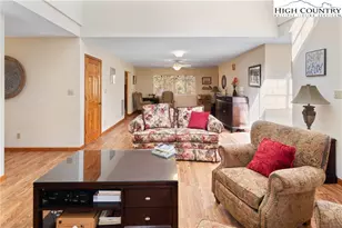 2161 Stone Mountain Rd, Vilas, NC 28692 - Photo 9