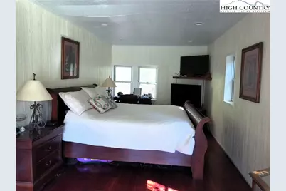 9752 Old Highway 16 Highway, Crumpler, NC 28617 - Photo 17