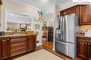 220 Village Dr, Blowing Rock, NC 28605 - Photo 9