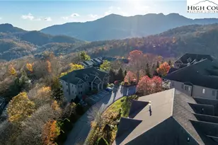 342 Ridgeline Dr, Sugar Mountain, NC 28604 - Photo 3