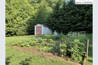 421 Northwest Drive, Jefferson, NC 28640 - Photo 13