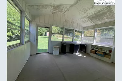 421 Northwest Drive, Jefferson, NC 28640 - Photo 37