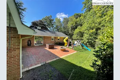 421 Northwest Drive, Jefferson, NC 28640 - Photo 9