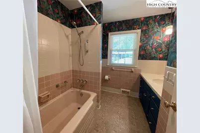 421 Northwest Drive, Jefferson, NC 28640 - Photo 25