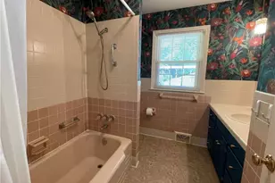 421 Northwest Dr, Jefferson, NC 28640 - Photo 25