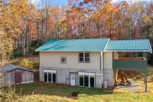 219 Raven Rock Ln, Burnsville, NC 28714 - Photo 5