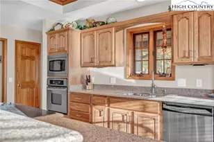 121 Spruce Hollow Rd, Beech Mountain, NC 28604 - Photo 13