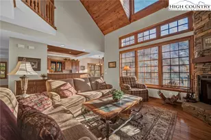 121 Spruce Hollow Rd, Beech Mountain, NC 28604 - Photo 17