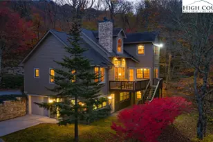 121 Spruce Hollow Rd, Beech Mountain, NC 28604 - Photo 11