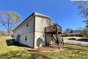 356 Tindall Dr, North Wilkesboro, NC 28659 - Photo 5