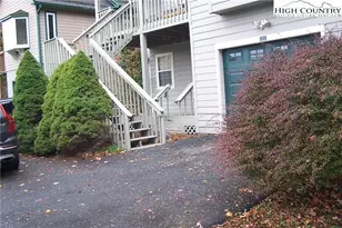 122 Trout Pond Ln, Banner Elk, NC 28604 - Photo 7