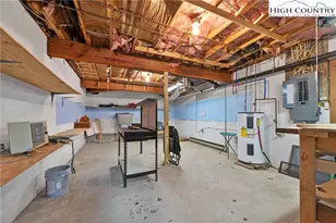 255 River Hollow Rd, Newland, NC 28657 - Photo 27