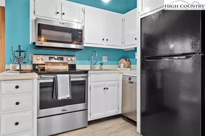 255 River Hollow Road, Newland, NC 28657 - Photo 3