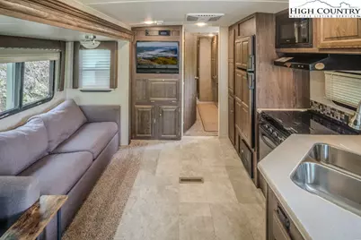 474E Ray Miller Rd, West Jefferson, NC 28694 - Photo 9