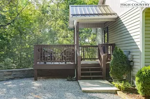120 Ridge Rd, Newland, NC 28657 - Photo 27