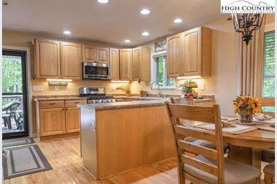 120 Ridge Road, Newland, NC 28657 - Photo 5