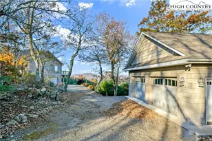 324 Rocky Rdg Ln, Glade Valley, NC 28627 - Photo 17