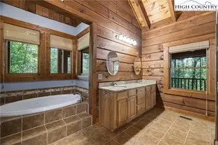 5626 Rocky Falls Ln, Lenoir, NC 28645 - Photo 25