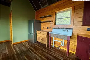 402 Turkey Knob Ln, Elk Park, NC 28622 - Photo 15