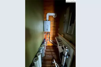 402 Turkey Knob Lane, Elk Park, NC 28622 - Photo 17