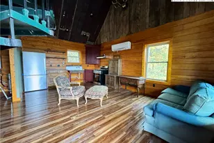 402 Turkey Knob Ln, Elk Park, NC 28622 - Photo 9