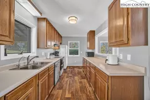 260 Old Smokey Rd, Newland, NC 28657 - Photo 3