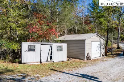 4441 Snyder's Way, Lenoir, NC 28645 - Photo 19