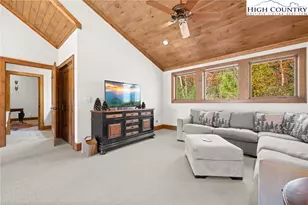 138 Springhouse Dr, Elk Park, NC 28622 - Photo 25