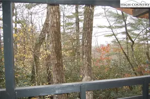 202 Knoll Cir, Newland, NC 28657 - Photo 27