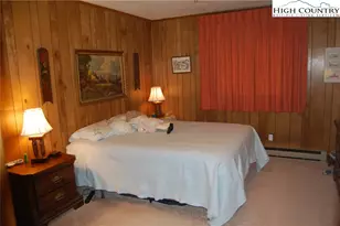 202 Knoll Cir, Newland, NC 28657 - Photo 15