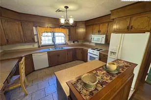 11644 Nc Hwy 88, Warrensville, NC 28693 - Photo 15