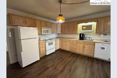 11644 Nc Hwy 88, Warrensville, NC 28693 - Photo 29