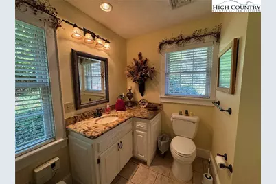 11644 Nc Hwy 88, Warrensville, NC 28693 - Photo 23