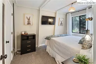 24 Creekside Dr, Banner Elk, NC 28604 - Photo 11