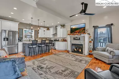 301 Crossmor Drive, Todd, NC 28684 - Photo 7