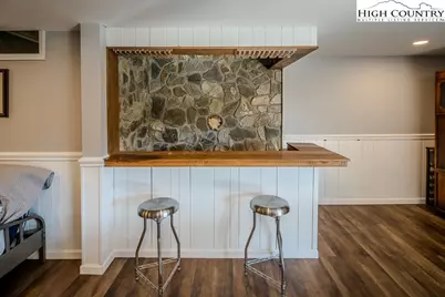 820 Hemlock Drive, Newland, NC 28657 - Photo 25