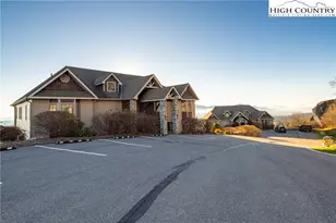 166 Trails End, Sugar Mountain, NC 28604 - Photo 35