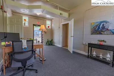 1080 Main Street NW, Lenoir, NC 28645 - Photo 5