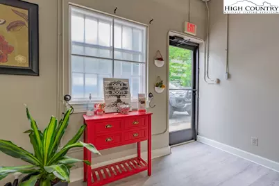 1080 Main Street NW, Lenoir, NC 28645 - Photo 11