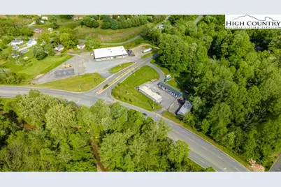 1080 Main Street NW, Lenoir, NC 28645 - Photo 37