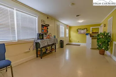 1080 Main Street NW, Lenoir, NC 28645 - Photo 19