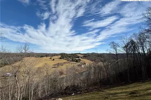 310 Autumn Run Rd, West Jefferson, NC 28694 - Photo 21