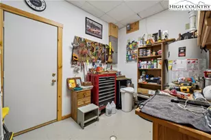 101 Double Branch Rd, Grassy Creek, NC 28631 - Photo 37