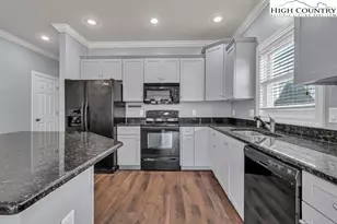 140 Silo Ridge Ln, Vilas, NC 28692 - Photo 3