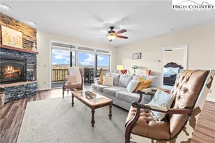 375 Pleasant Vw, Sugar Mountain, NC 28604 - Photo 9