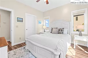 375 Pleasant Vw, Sugar Mountain, NC 28604 - Photo 23