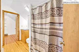 575 New River Cemetery Rd, Grassy Creek, NC 28631 - Photo 33