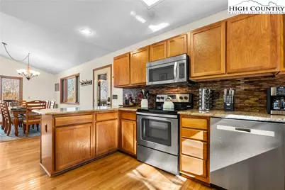 101 Doe Lane, Beech Mountain, NC 28604 - Photo 15