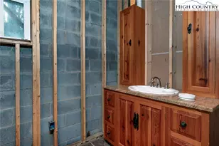 2417 Russell Norris Rd, Elk Park, NC 28622 - Photo 15