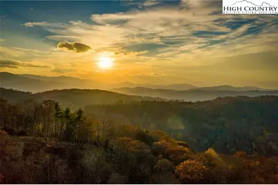 Lv2 Old Laurel Lane, Elk Park, NC 28622 - Photo 5